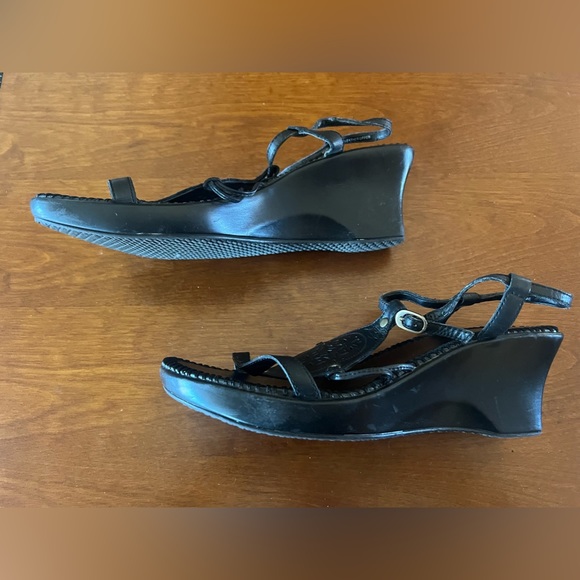 Impo Sandal - comfortable wedge sandal. - Picture 2 of 7